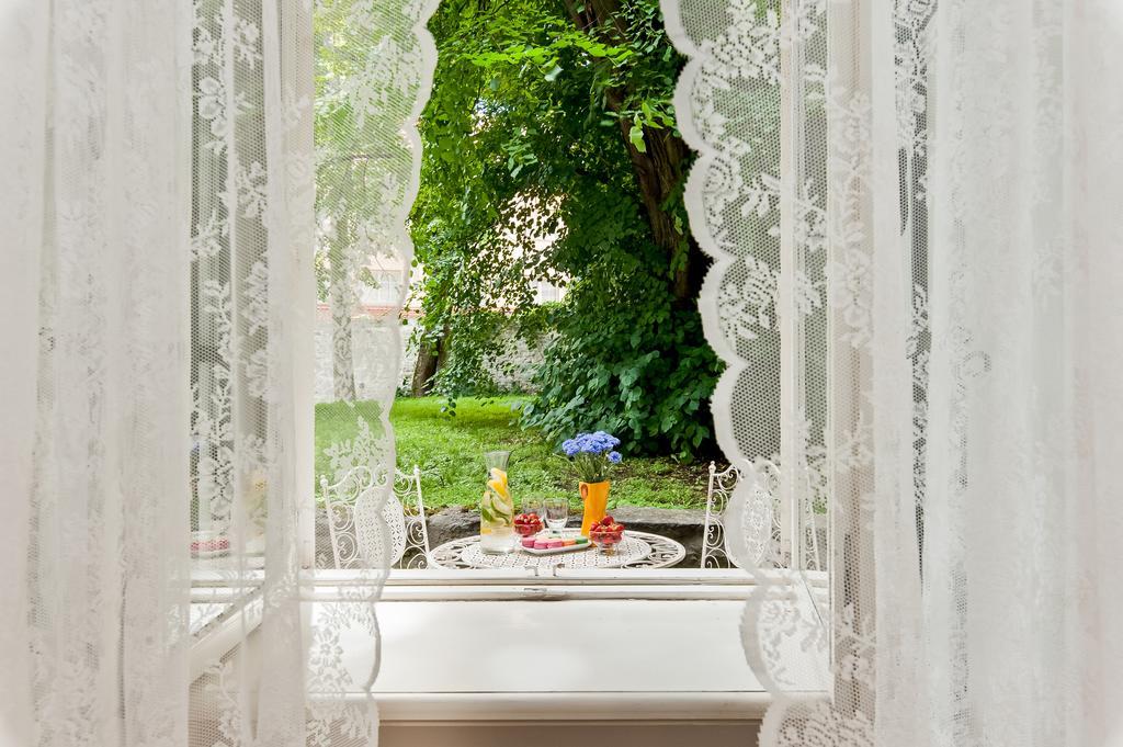 Old Town Central Apartment Tallinn Buitenkant foto