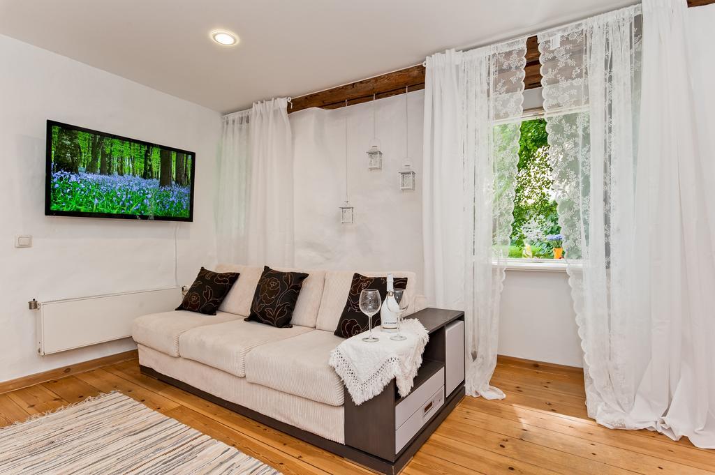 Old Town Central Apartment Tallinn Buitenkant foto