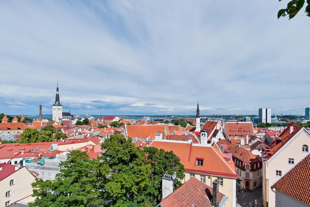 Old Town Central Apartment Tallinn Buitenkant foto