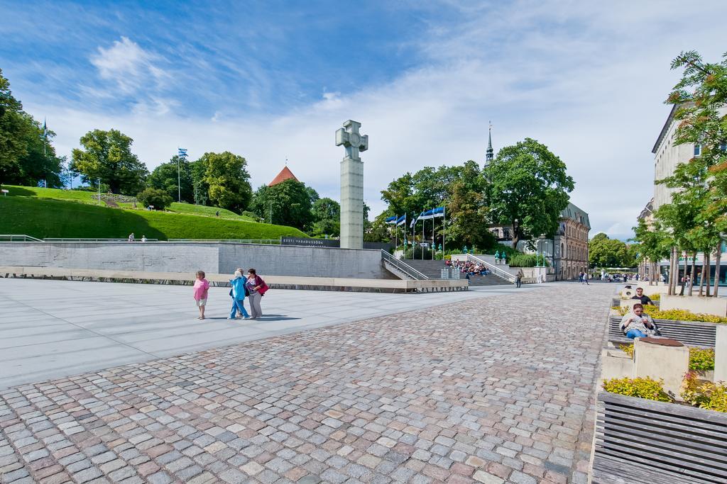 Old Town Central Apartment Tallinn Buitenkant foto